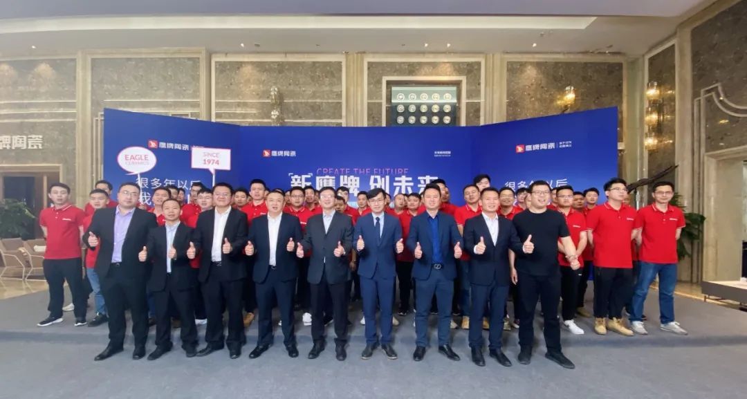 簽約132城！鷹牌陶瓷全國(guó)招商直播會(huì)圓滿收官！(圖10)
