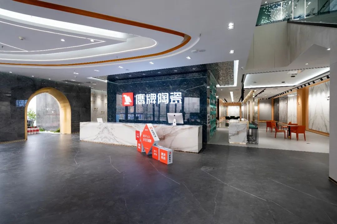 濟南旗艦店｜旗艦啟航，乘風(fēng)破浪，鷹牌陶瓷山東運營中心璀璨綻放(圖3)