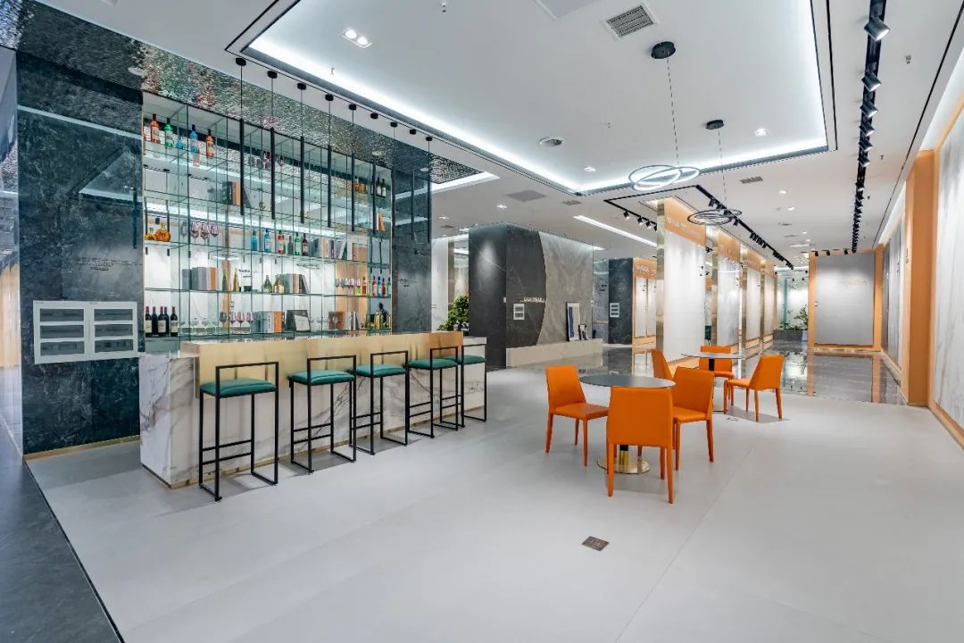 濟南旗艦店｜旗艦啟航，乘風(fēng)破浪，鷹牌陶瓷山東運營中心璀璨綻放(圖6)