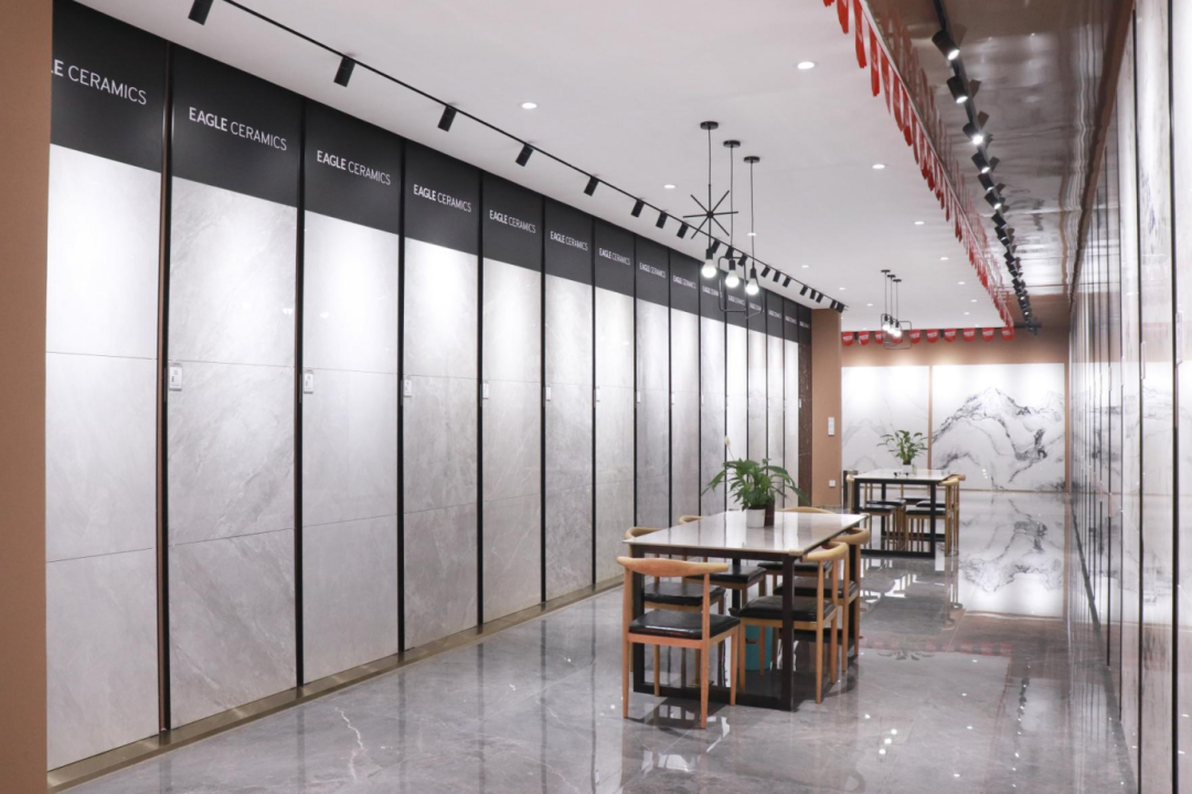 晉江鷹牌旗艦店｜緊跟時(shí)代步伐，以品牌力量制勝市場(chǎng)!(圖8)