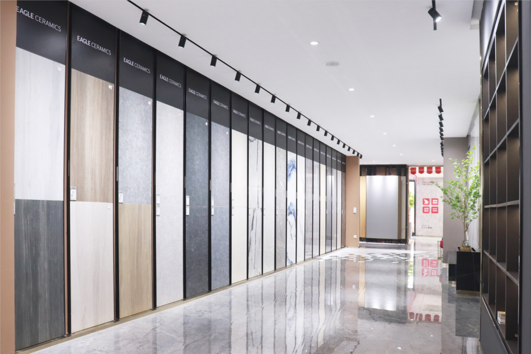 晉江鷹牌旗艦店｜緊跟時(shí)代步伐，以品牌力量制勝市場(chǎng)!(圖14)