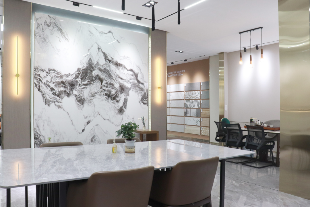 晉江鷹牌旗艦店｜緊跟時(shí)代步伐，以品牌力量制勝市場(chǎng)!(圖29)