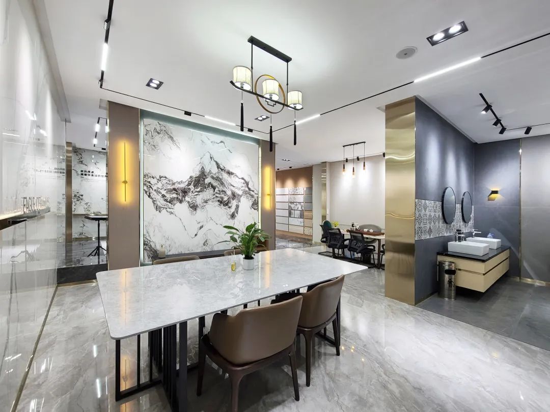 晉江鷹牌旗艦店｜緊跟時(shí)代步伐，以品牌力量制勝市場(chǎng)!(圖32)