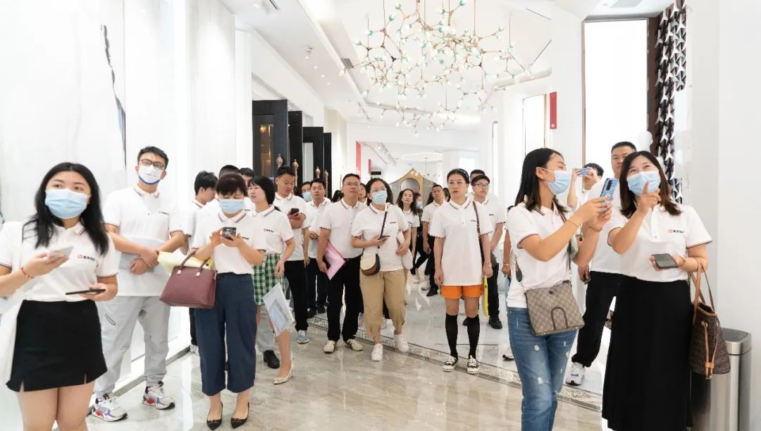 落地新戰(zhàn)略，實(shí)踐新模式，決戰(zhàn)新未來 ｜ 2022鷹牌墻地專家全國店長培訓(xùn)圓滿收官！(圖5)