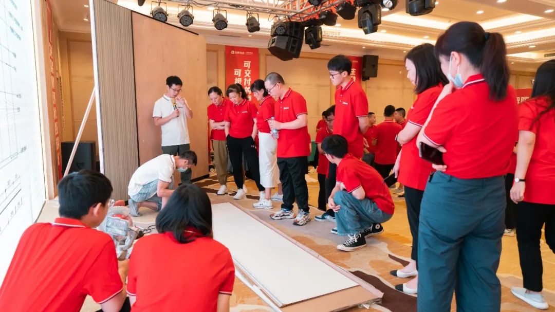 落地新戰(zhàn)略，實(shí)踐新模式，決戰(zhàn)新未來 ｜ 2022鷹牌墻地專家全國店長培訓(xùn)圓滿收官！(圖17)