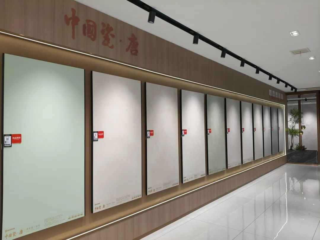 鷹牌50周年 門店風(fēng)采｜四川夾江鷹牌旗艦店，為品質(zhì)之家打造新典范！(圖6)