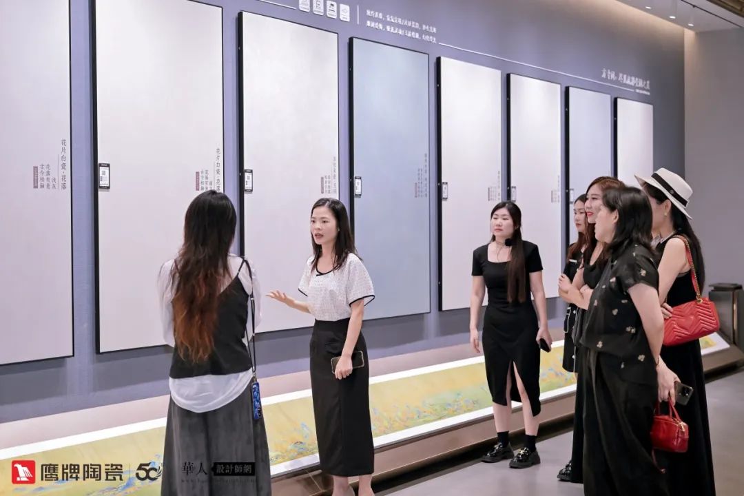 詩意風雅“中國瓷·宋系列”鷹牌陶瓷是懂中國風的一一設(shè)計師“國風瓷磚產(chǎn)品”研發(fā)交流會圓滿收官(圖5)